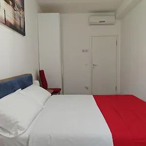 https://ca-crea-1.hotelinveneto.com