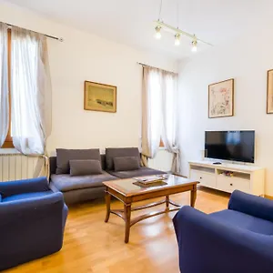 https://apostoli.hotelinveneto.com